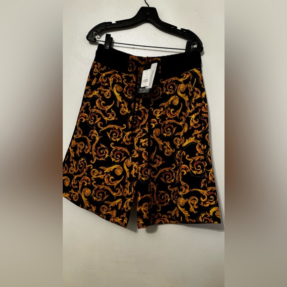 Versace jeans couture shorts - Picture 2 of 6